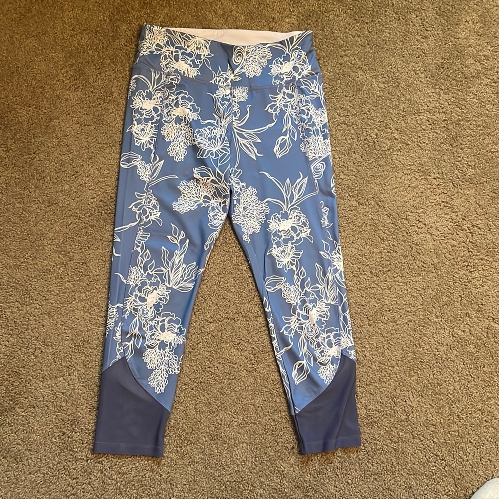 Floral Cropped Workout Leggings